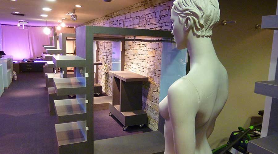 Présentoirs de boutique éclairés